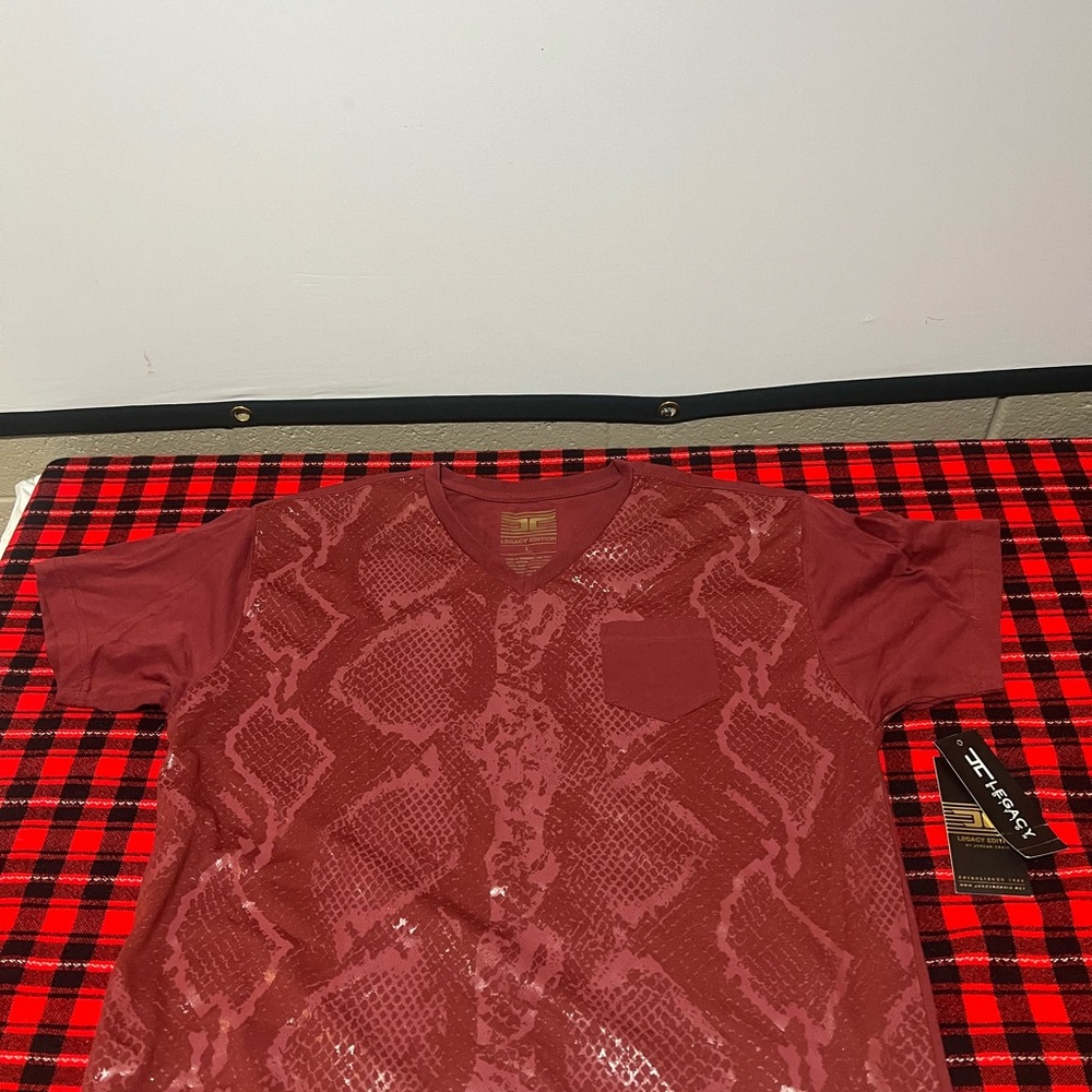 Men's Maroon Snake Print Short Sleeve Tee